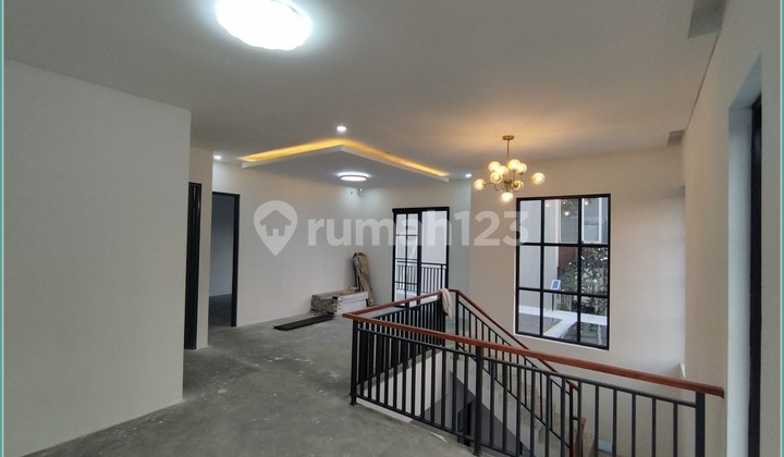 Rumah 2 Lantai Jogja Akses Lebar Jalan Aspal Seberang Waterpark Citragrand