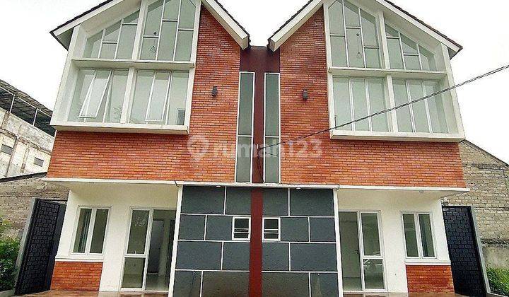 Rumah Cantik 2 lt 1 M an Kalimulya Depok 1