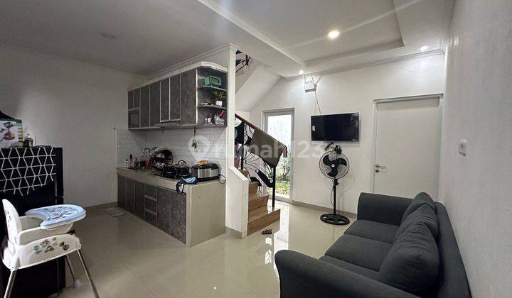 Rumah Cantik Siap Huni 2 Lt 900 Jt Cinere Depok 2