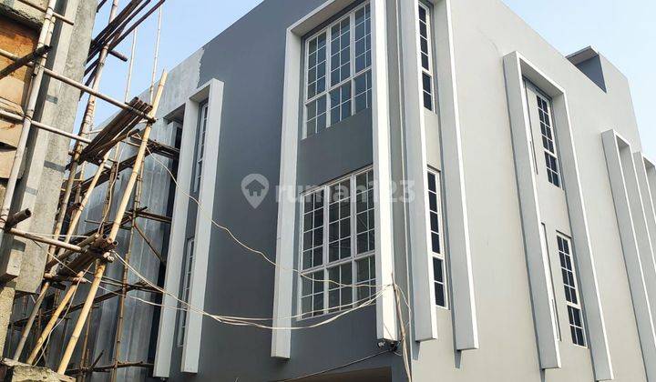 Rumah Kost 10 Kamar 2,3 M Beji Depok 1