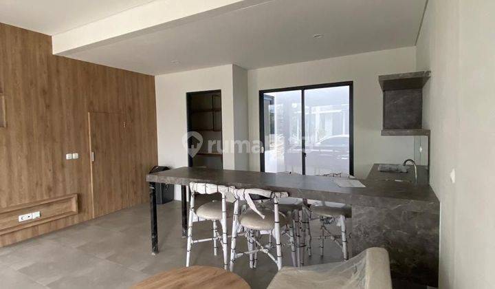 Rumah 2 Lantai Full Furnished Bsd City 2