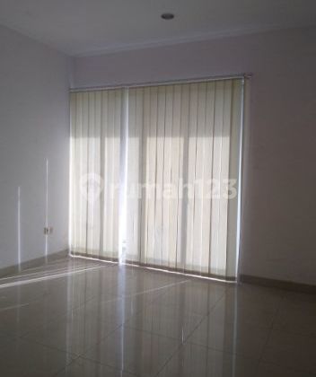 House in Boulevard Green Lake City 2