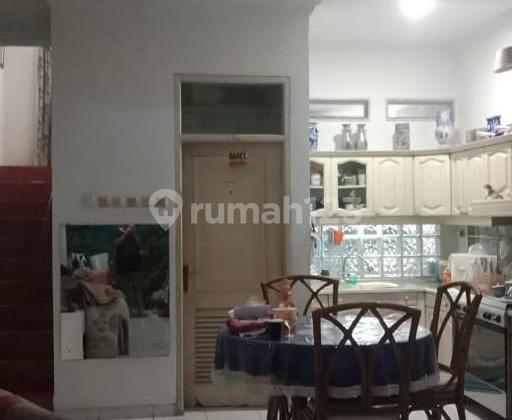 Rumah 2 Lantai Mina Gapura Joglo Jakarta Barat 2