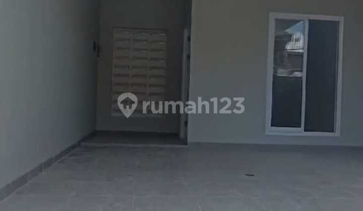 Rumah Hook Kawasan Elit Pulomas Jakarta Timur 2