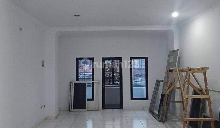 Dijual Ruko 4,5 Lantai  Kebon Jeruk Taman Sari Jakarta Barat 2