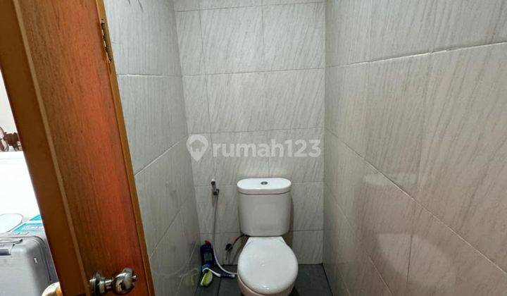 Rumah 3 Lantai Cendrawasih Residence Jakarta Barat 2