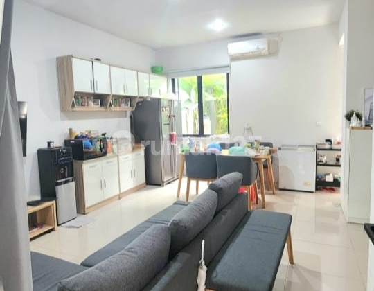 Rumah Seberang Taman Citra Garden Puri Jakarta Barat 1