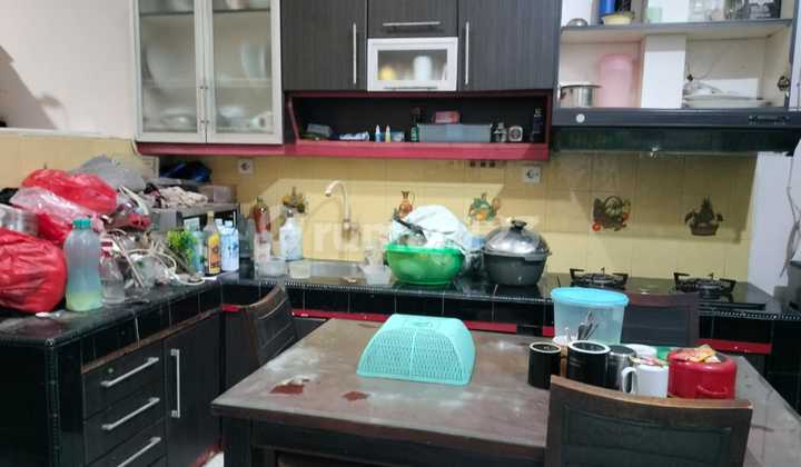 House Area 90 M² West Jakarta