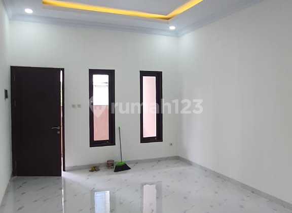 Rumah Cantik Bagus Siap Huni Poris Indah Tangerang 2