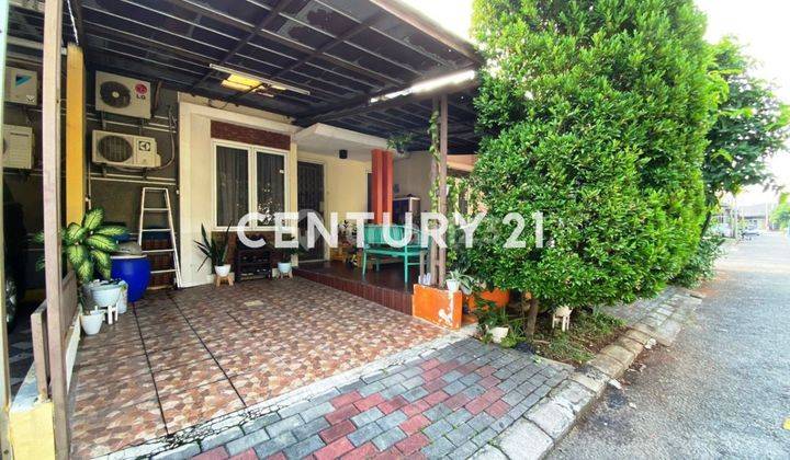 Rumah Minimalis Modern Di Galuh Mas Karawang Courtyard 1