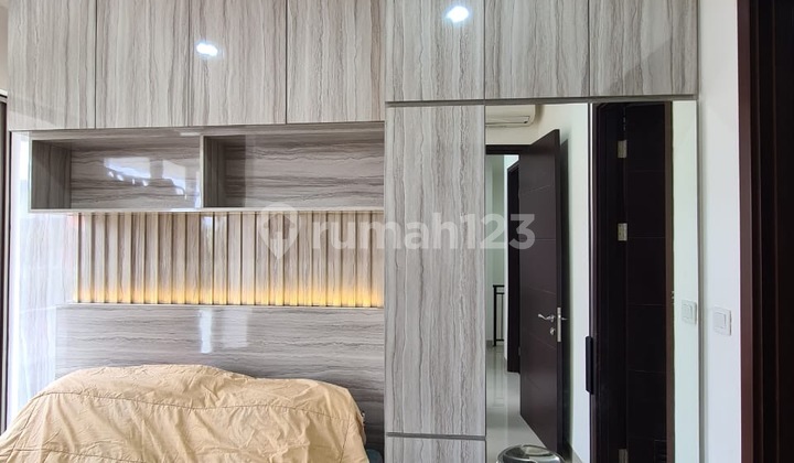 Rumah Semi Furnished di Pantai Indah Kapuk 2, Jakarta Utara 2
