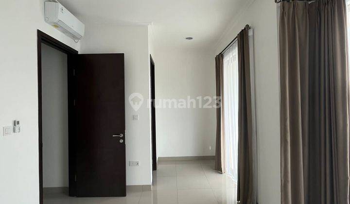 Rumah Semi Furnished di Pantai Indah Kapuk 2, Jakarta Utara 2