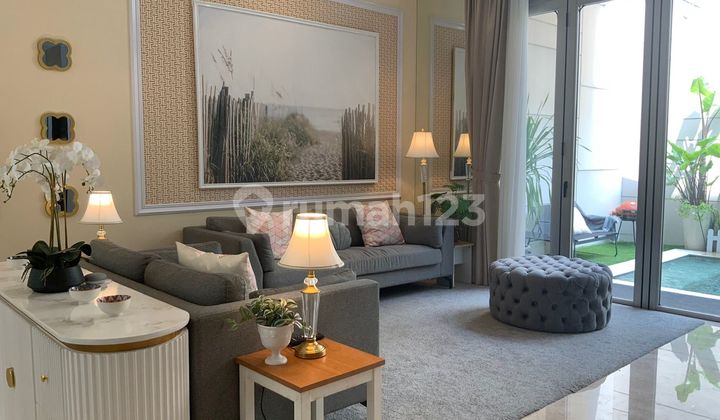 Rumah Furnished di Pantai Indah Kapuk, Jakarta Utara Rumah Furnished di Pantai Indah Kapuk, Jakarta Utara