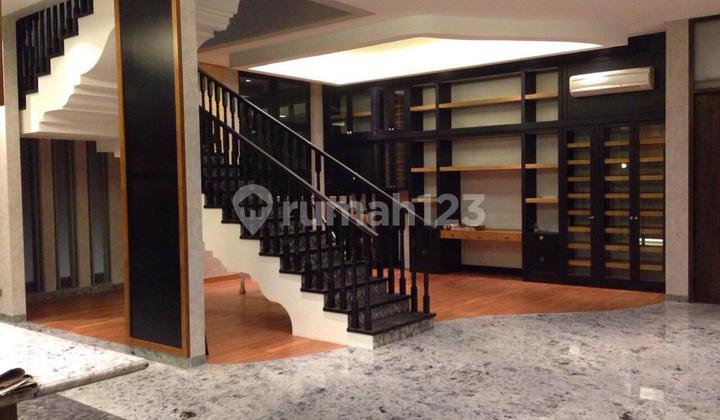 Dijual Rumah Mewah Siap Huni di Gading Residences