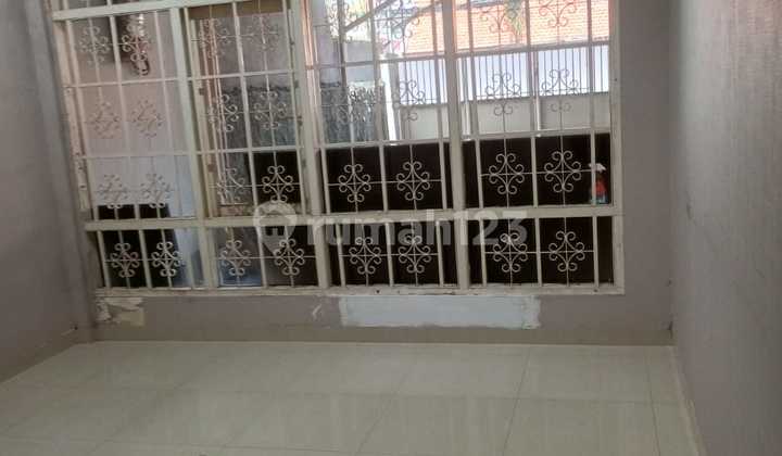 House for Rent in Cawang