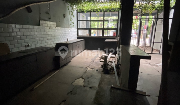 For Rent: 2-Story Commercial House in Kopyor Raya, Formerly Kopi Tampan