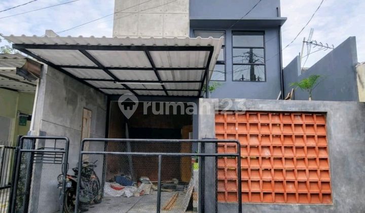 Dijual - Rumah Industrial Modern Siap Huni Bebas Banjir Nusa Loka Bsd Tangsel Desain Estetik Jarang Ada
