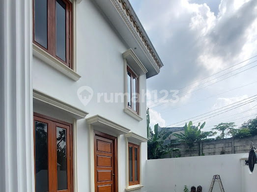 Dijual Rumah Mewah Ternurah 2,5 Lantai Ada Kolam Renang Siap Huni Di Puspita Loka Bsd 2