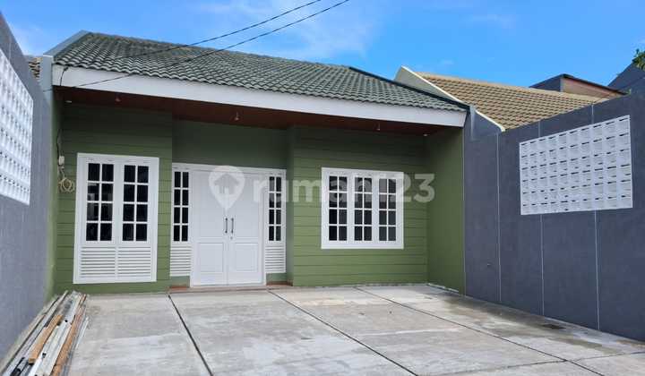 Dijual Cepat, Turun Harga Rumah Cantik Siap Huni, Ramah Lingkungan, Adem dan Asri, Full Renovasi Dari Awal. Selesai Akhir Tahun 2025 di Bsd Griya Loka Tangerang Selatan 1