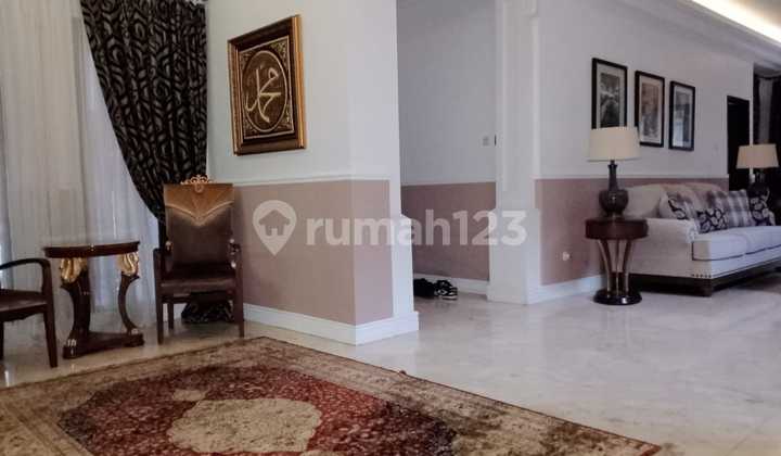 Dijual Rumah 2 Lantai Hoek Mewah Kawasan Premium, Asri, Lingkungan Nyaman, Aman dan Bagus, Ada Kolam Renang di Menteng Bintaro Jaya Tangerang Selatan 2