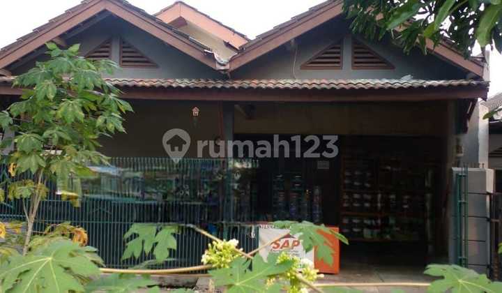 Quick Sale: Nice 1-Story Hook House Ready to Occupy with SHM in Ciater Permai Housing, Serpong, South Tangerang Quick Sale: Nice 1-Story Hook House Ready to Occupy with SHM in Ciater Permai Housing, Serpong, South Tangerang