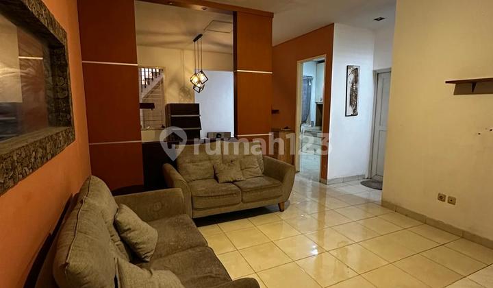 Dijual Rumah 2 Lantai Bagus Siap Huni Bebas Banjir dan Semi Furnished di Neo Catalonia Bsd Dijual Rumah 2 Lantai Bagus Siap Huni Bebas Banjir dan Semi Furnished di Neo Catalonia Bsd