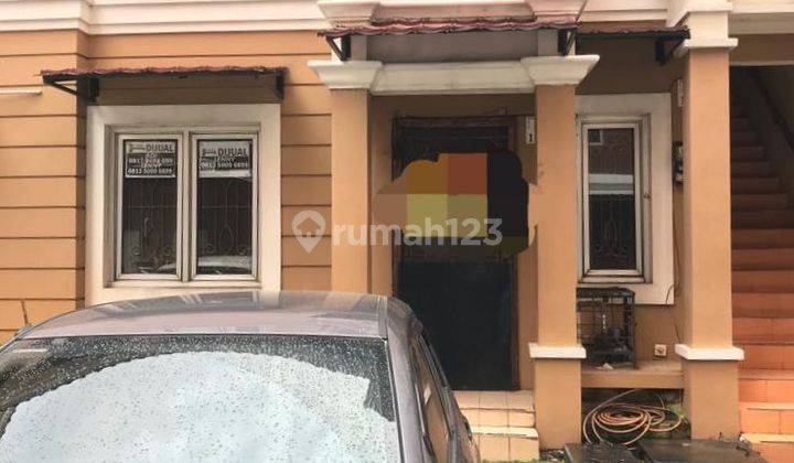 Rumah 2 lantai dipasarkan kota  1