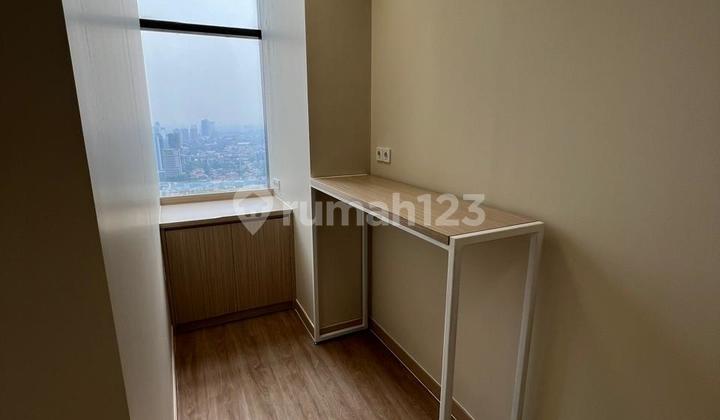 FOR RENT OFFICE SPACE 48.27M2 IN ALAMANDA TOWER