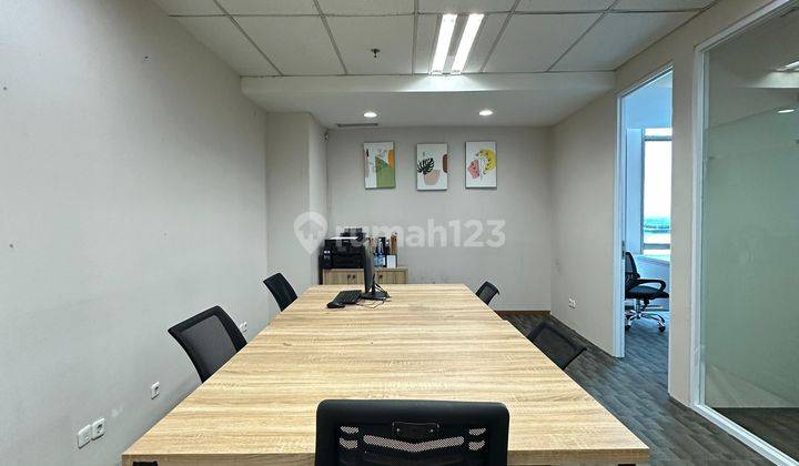 Disewakan Kantor Dengan Luasan 68.64m2 Fully Furnished Jakarta Selatan Menara 165 1