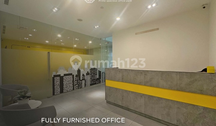 For Rent Exclusive Office Space 91.5 m² – Plaza Oleos, TB Simatupang, South Jakarta