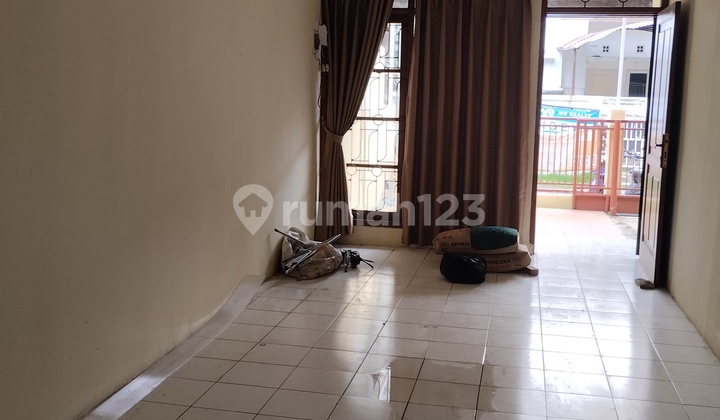 Disewakan Rumah Di Taman Kopo Indah 2 1