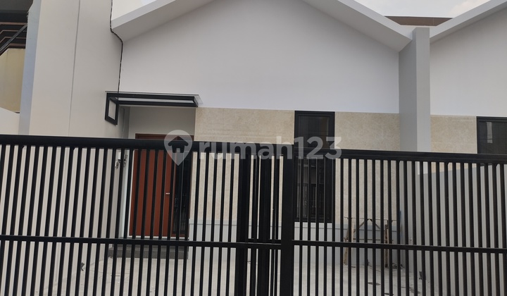 Dijual Rumah Baru di Taman Kopo Indah 2