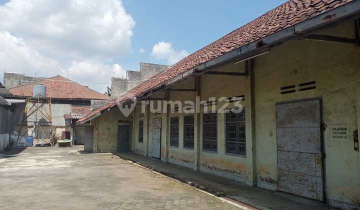 Dijual Rumah Hitung Tanah Di Tengah Kota Bandung