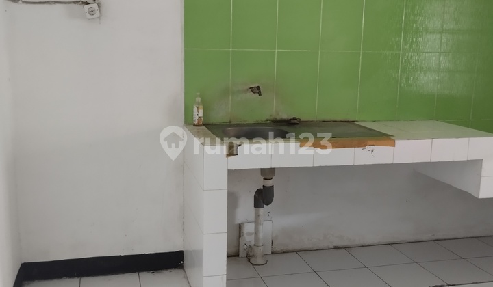 For Rent: House in Taman Kopo Indah 2, Ready to Occup 2