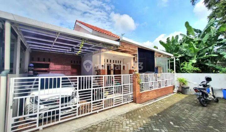 Jual Rumah di Kanggotan Jalan Pleret 1