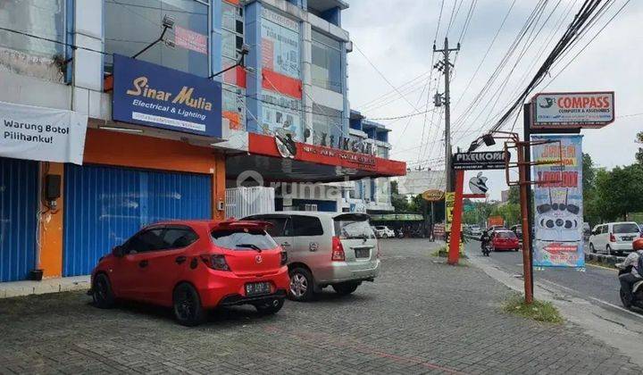 Disewakan Ruko Jalan Ringroad Utara Jogja 2