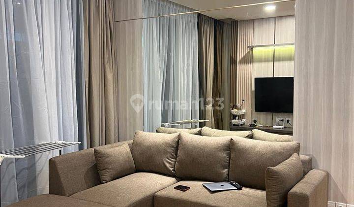 Dijual, Apartemen Central Park Furnish Design 2 Kmr Plus 2