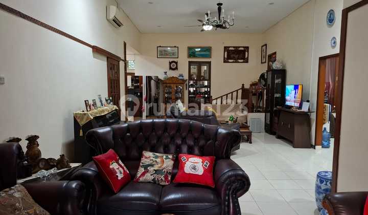 For Sale, Well-Maintained House in Tosiga Karmel Housing, Kebon Jeruk 2