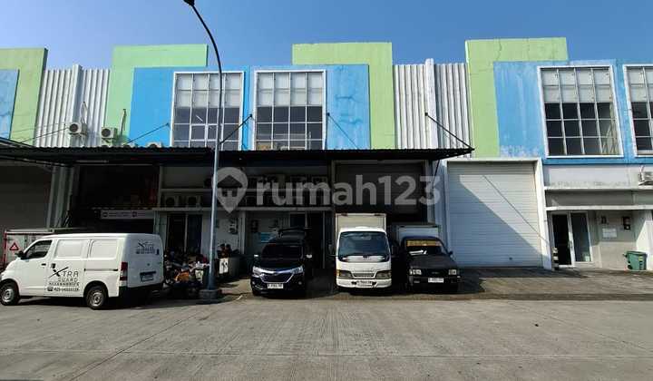 For Sale, Ready-to-Use Warehouse in Green Sedayu Biz Park, Building Area 210m