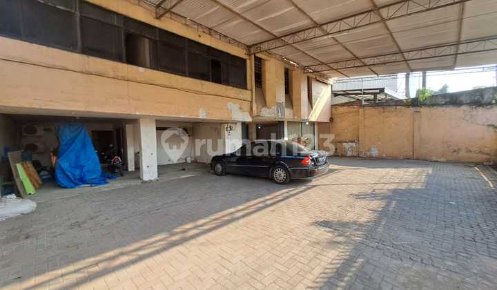 Gudang + Kantor di Siliwangi Semarang Barat 1
