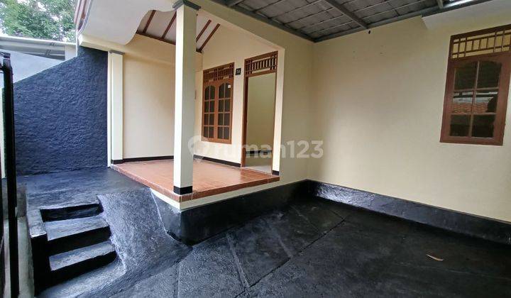 Disewakan Rumah Luas 120m2 di Gayamsari Semarang 1