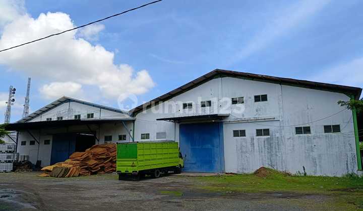 For Sale: Ex-Furniture Factory with Mess, Located in Tamalanrea, Makassar