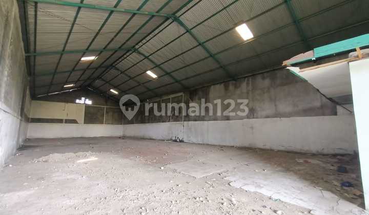 Dijual Gudang Loaksi Jalan Utama Arteri Semarang Pedurungan 2