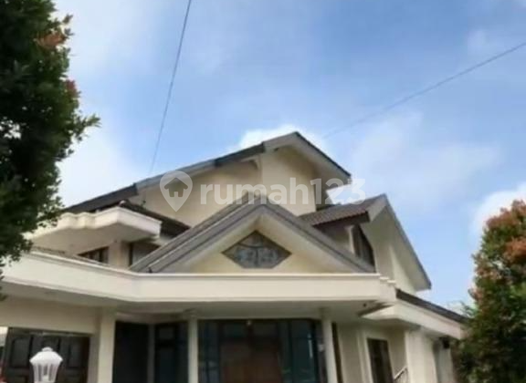 Disewakan Rumah Mewah Full Furnished Hook Bukit Sari Banyumanik 2