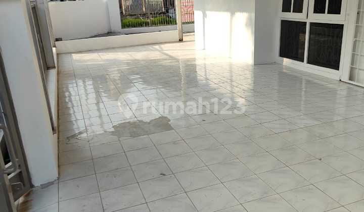 For Rent Hook House in Puri Anjasmoro Semarang 2