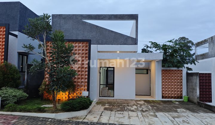 Dijual Rumah Cantik lokasi Mijen semarang 1