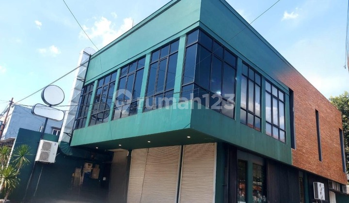 For Sale 3-Story Shop House in Central Semarang