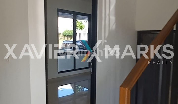 Disewakan Rumah Baru 3 Lantai Attic di Bsb City 2