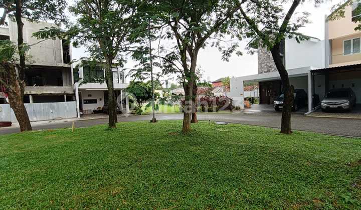 Dijual Rumah Setengah Jadi Hitung Tanah di Bukit Golf Bsd