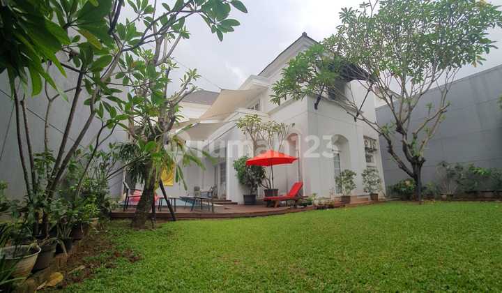 For Rent Newly Renovated Luxury Villa De Maja De Park Bsd City 2